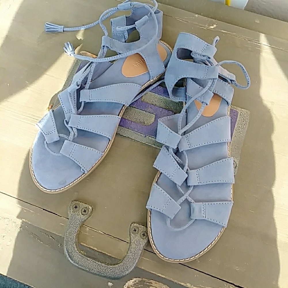 OLD NAVY rare gladiator sandals (BRAND NEW)